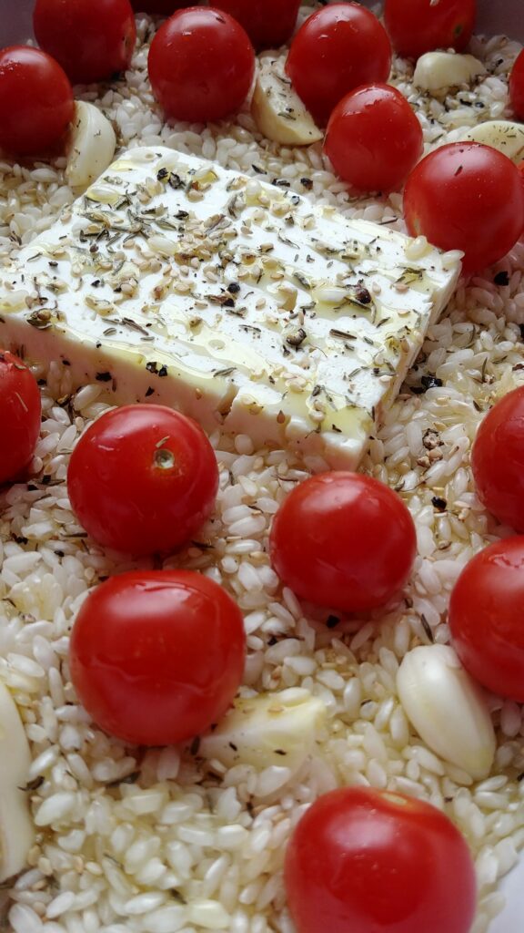 riz, tomate, mozzarella et ail au four